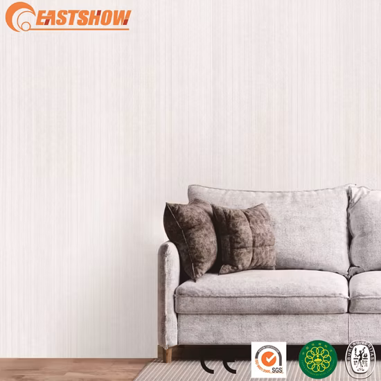 Carta da parati moderna in rilievo con strisce verticali di colore chiaro ad alta densità